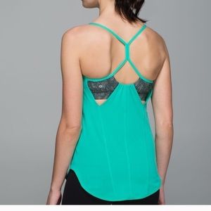 😍loved lululemon turquoise roll out tank